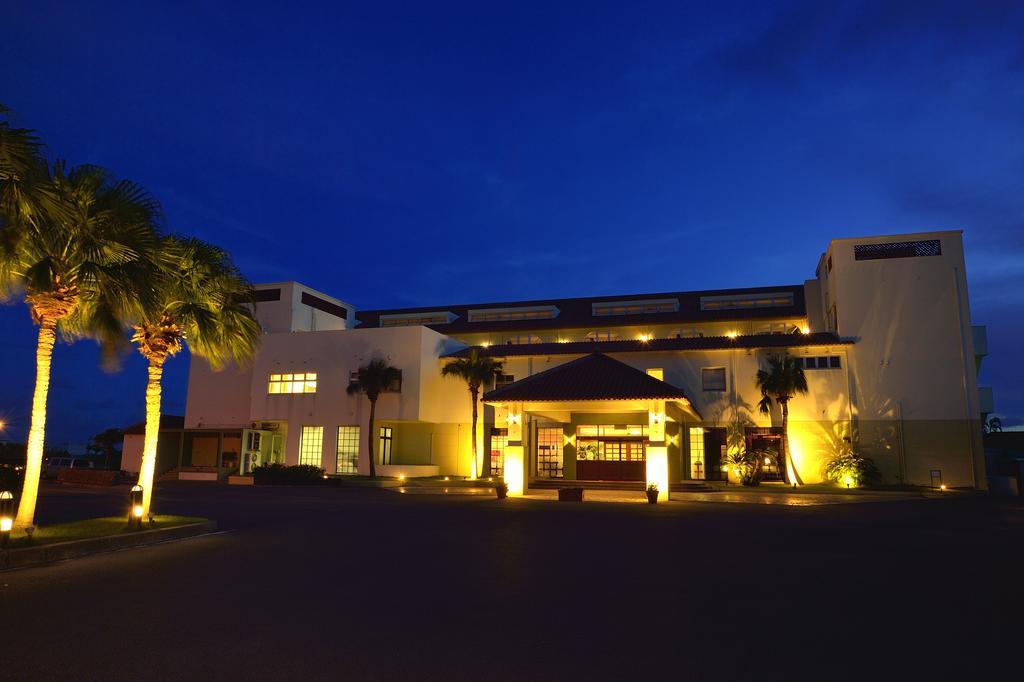 Exes Ishigaki Hotel Ishigaki  Exterior foto